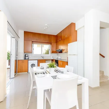 Villa Atlas *